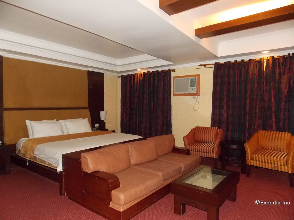 Mo2 Westown Hotel - Mandalagan Bacolod Extérieur photo