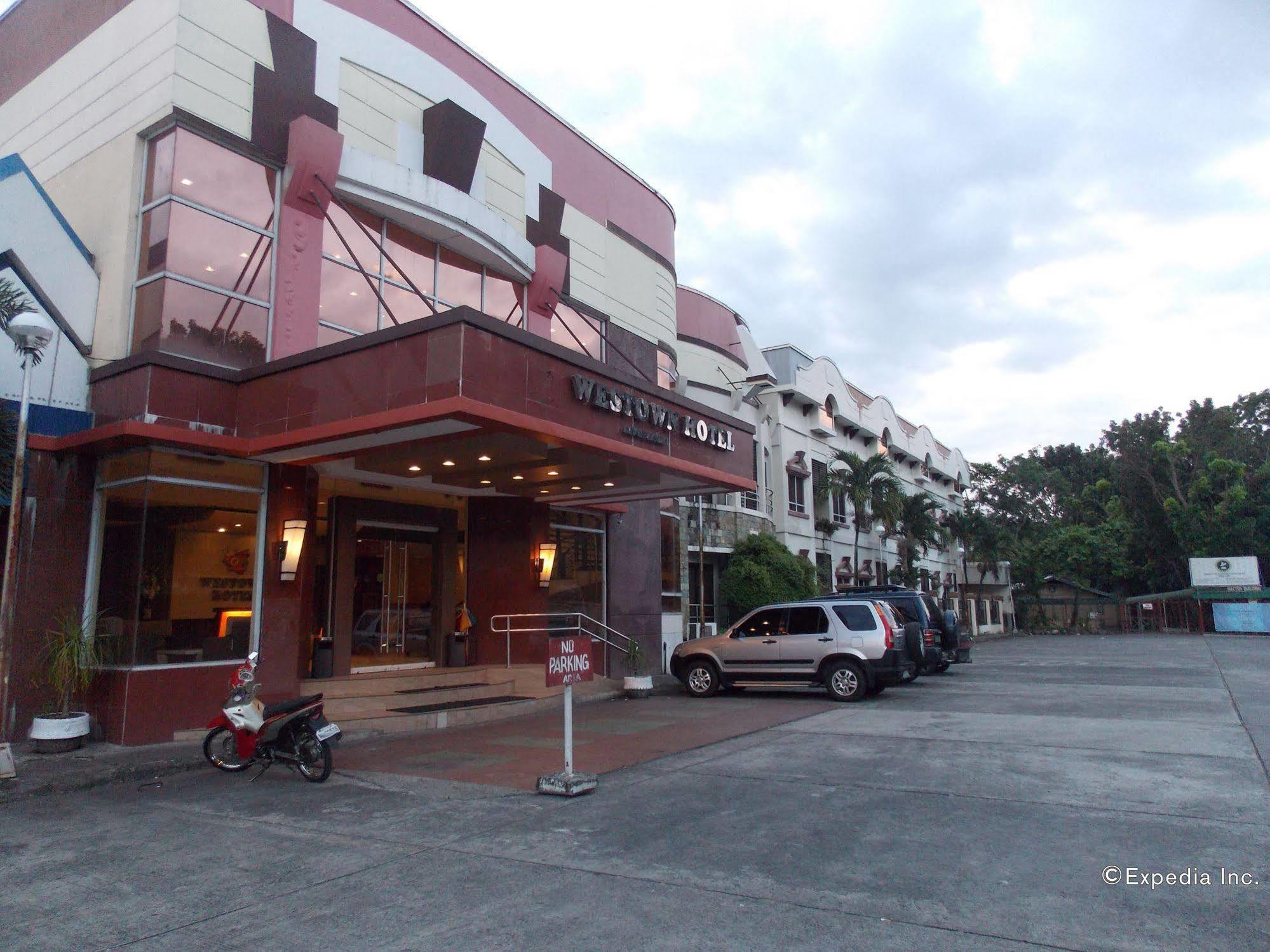 Mo2 Westown Hotel - Mandalagan Bacolod Extérieur photo
