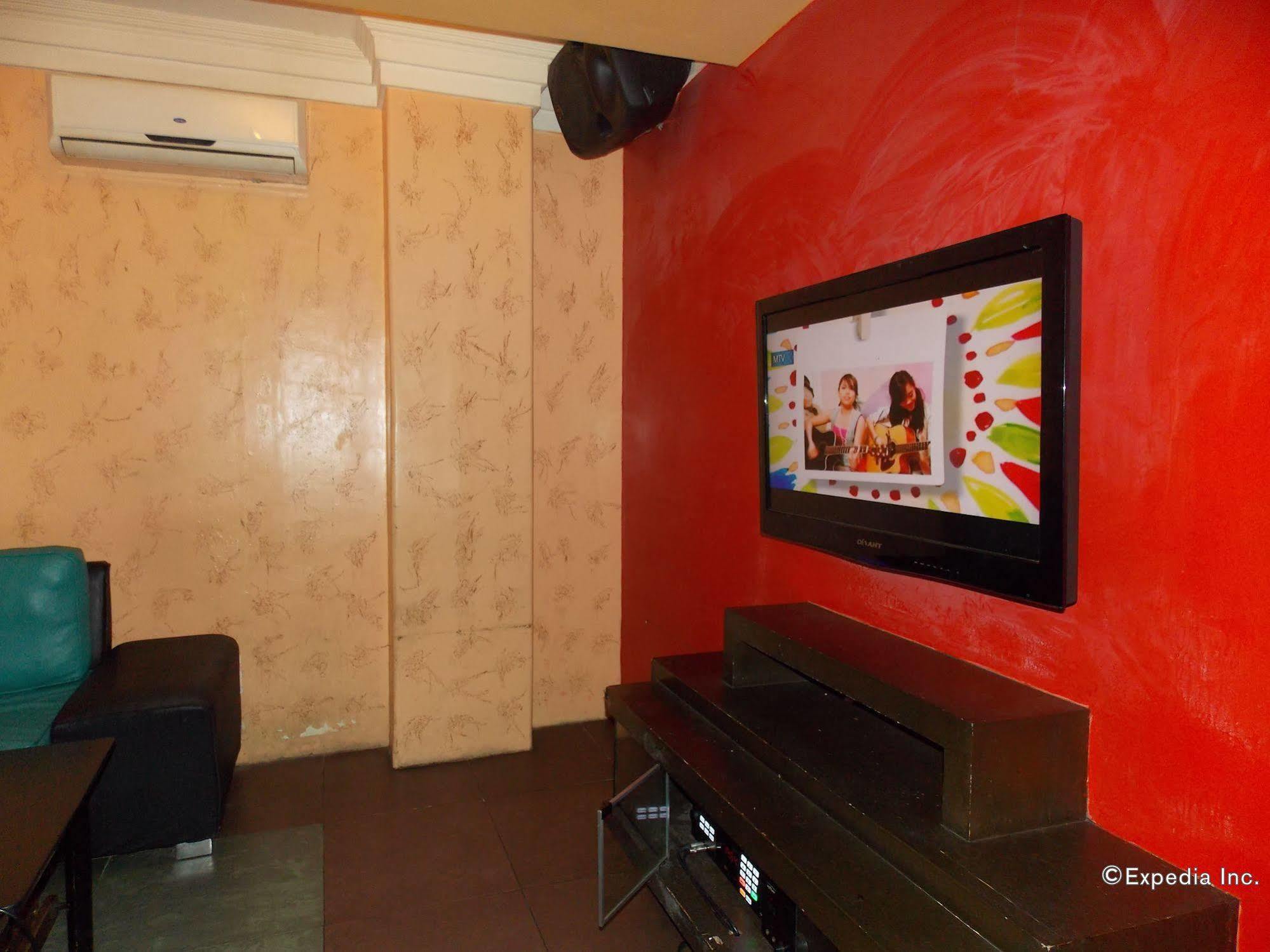 Mo2 Westown Hotel - Mandalagan Bacolod Extérieur photo