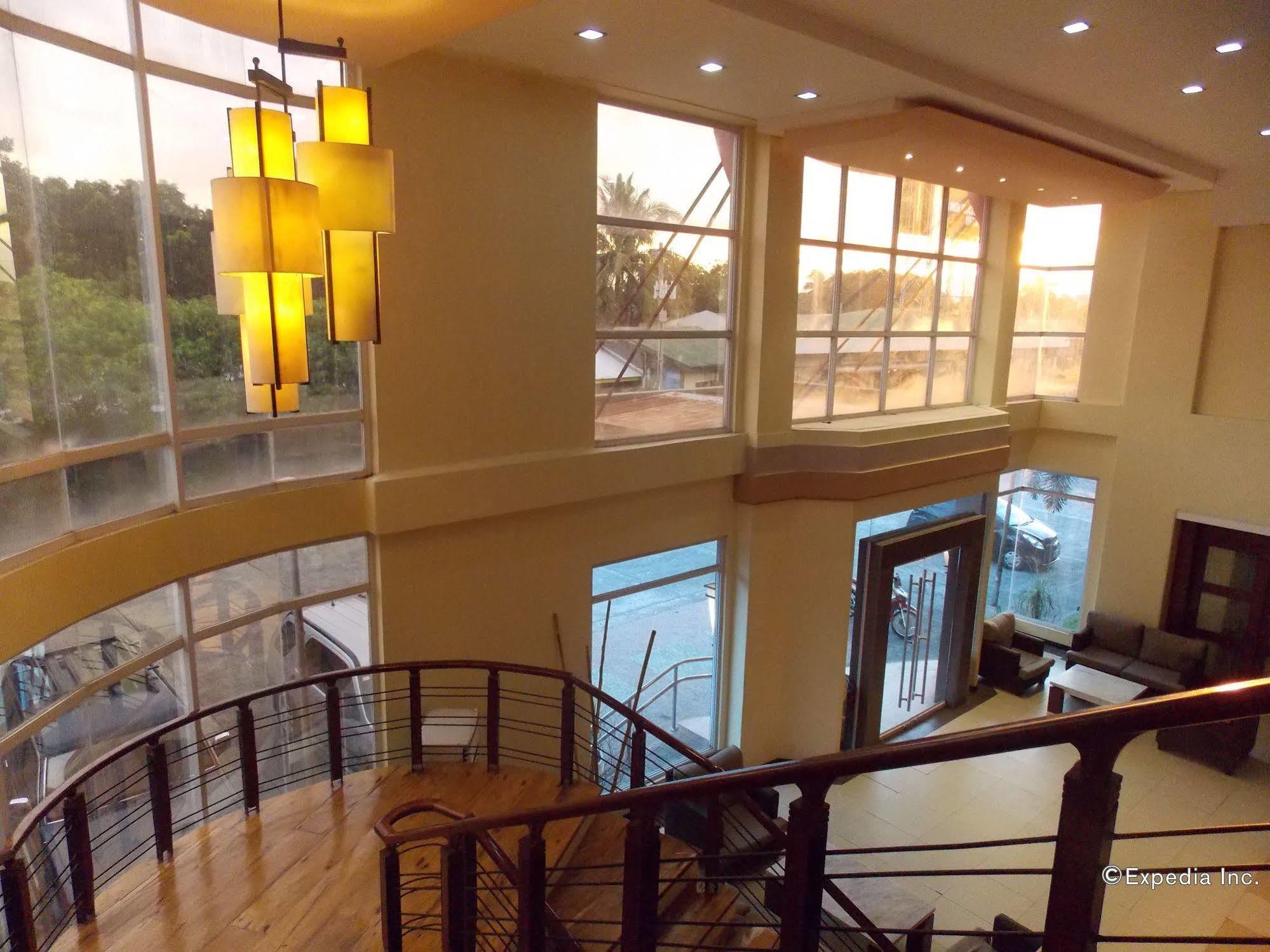 Mo2 Westown Hotel - Mandalagan Bacolod Extérieur photo
