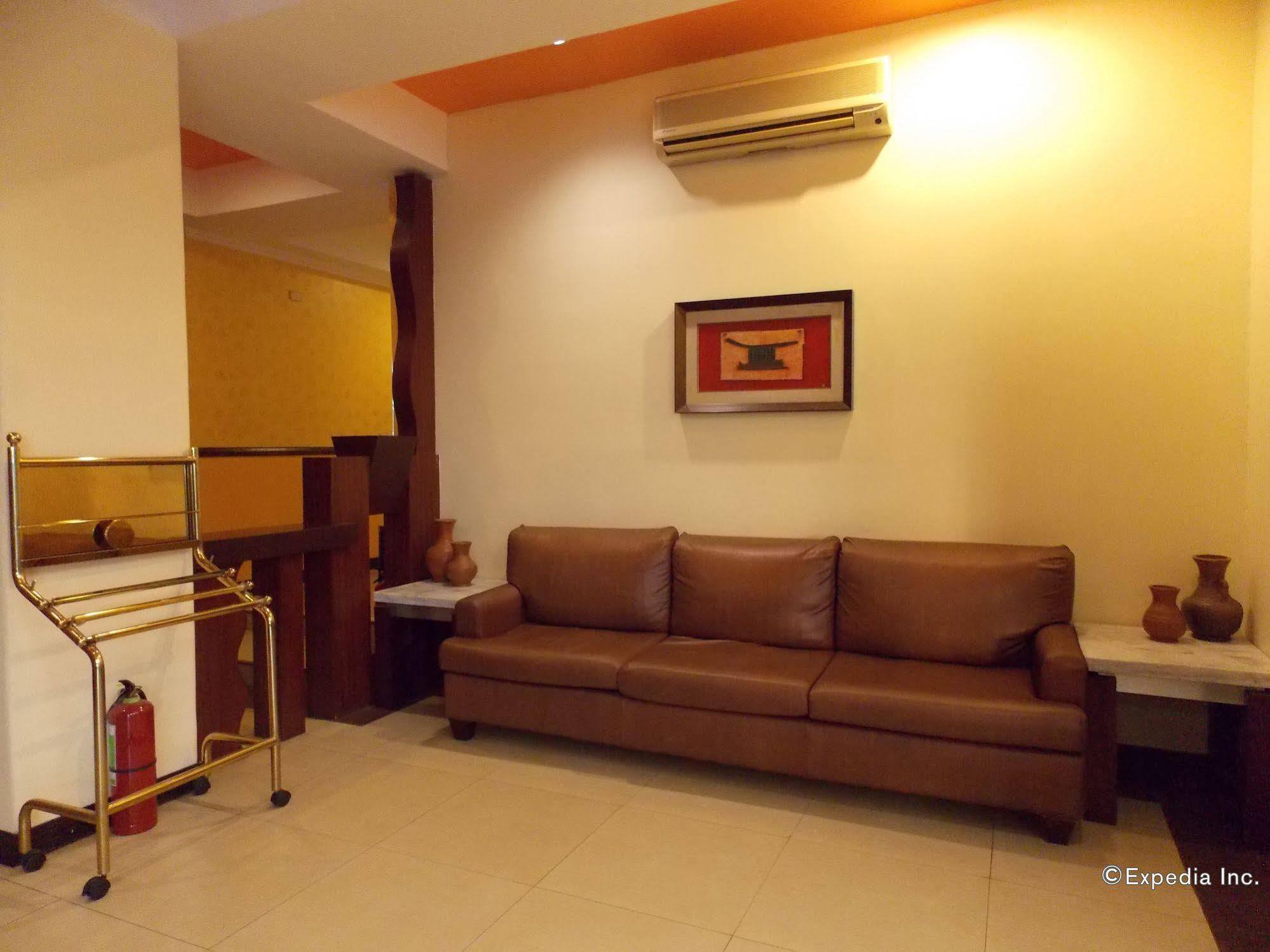 Mo2 Westown Hotel - Mandalagan Bacolod Extérieur photo